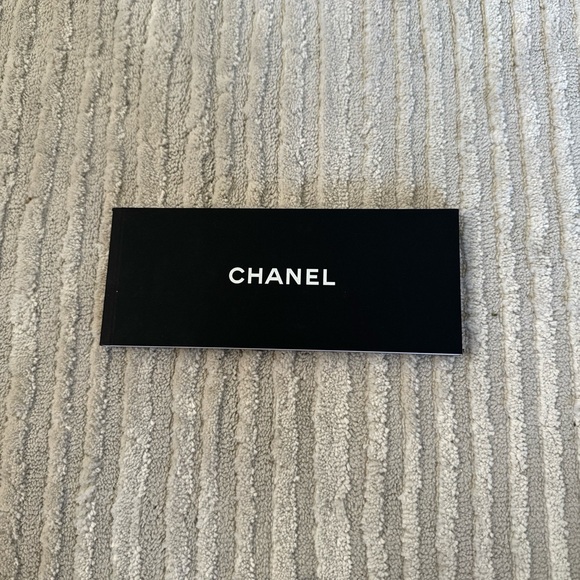 Authentic Chanel Booklet & Certification Card clean - Picture 2 of 14